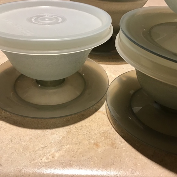 Tupperware pudding cups - Picture 2 of 2